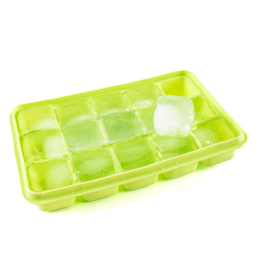 4x bunte Silikon Eiswürfelformen mit Deckel Eiswürfelbereiter Eiswürfel Form